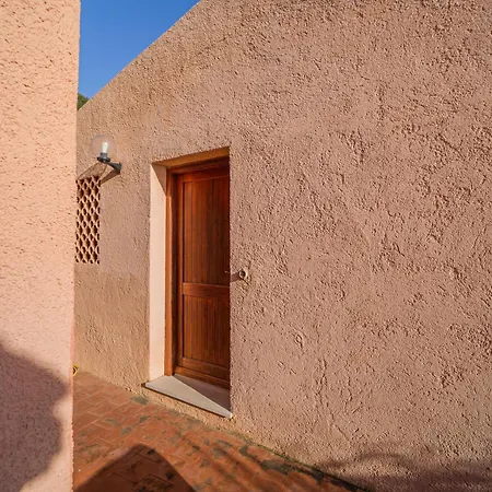Laureliving Holiday Home Muggine * La Maddalena